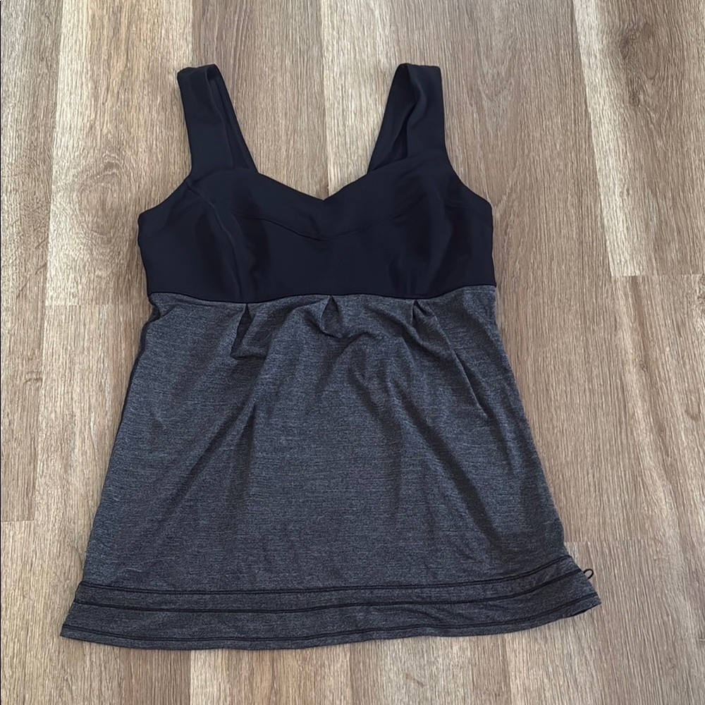 Lululemon tank top